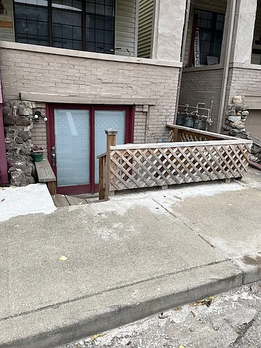 120 E 27th St #A Photo 1