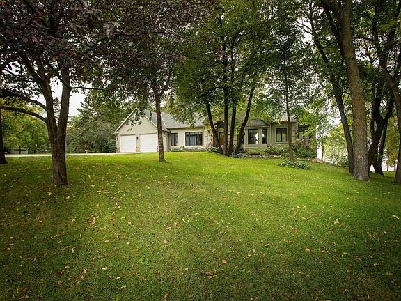 2nd image of 21280 Westwood Dr