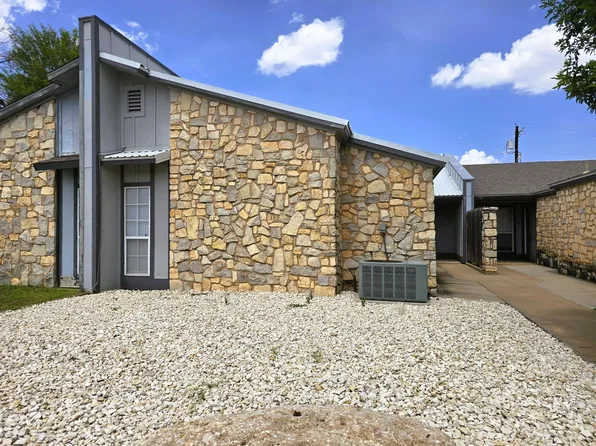 917 Todd Ln, San Angelo, TX 76903
