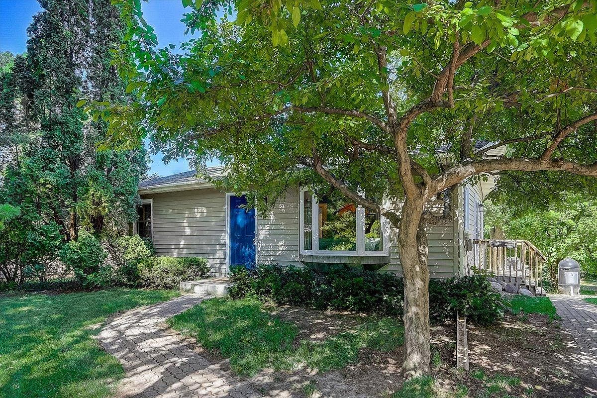 7231 Minnewashta Pkwy, Excelsior, MN 55331 Zillow