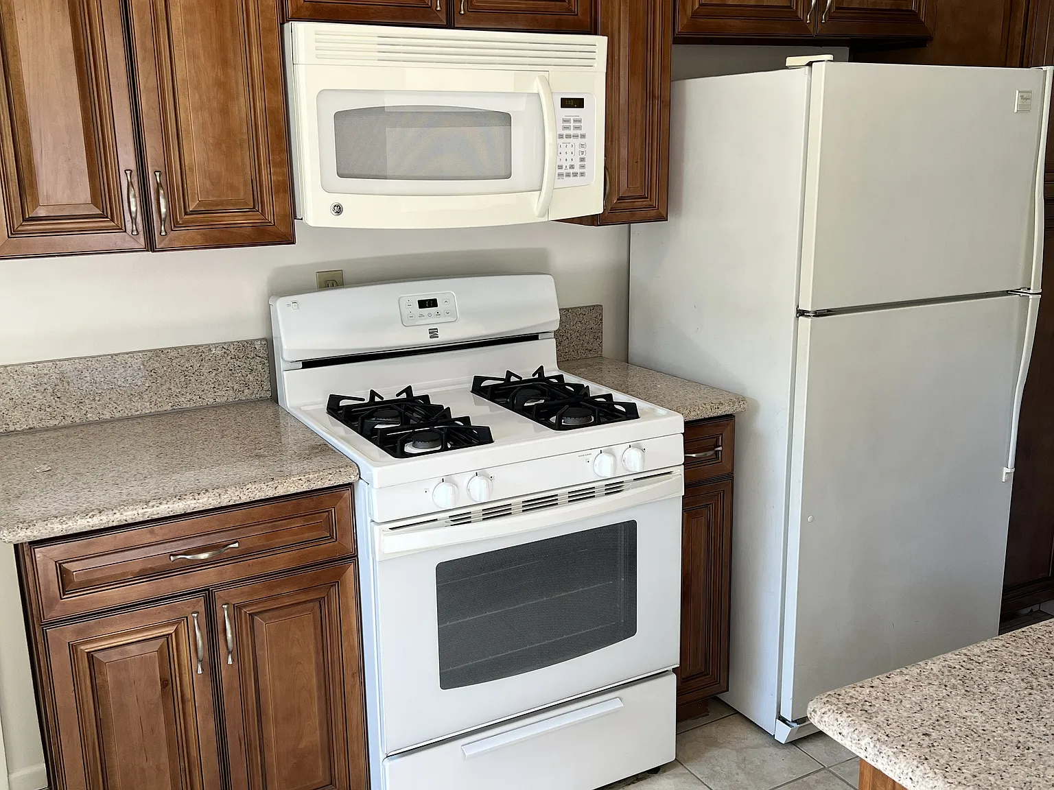 Encinita Ave, Temple City — Photo 3