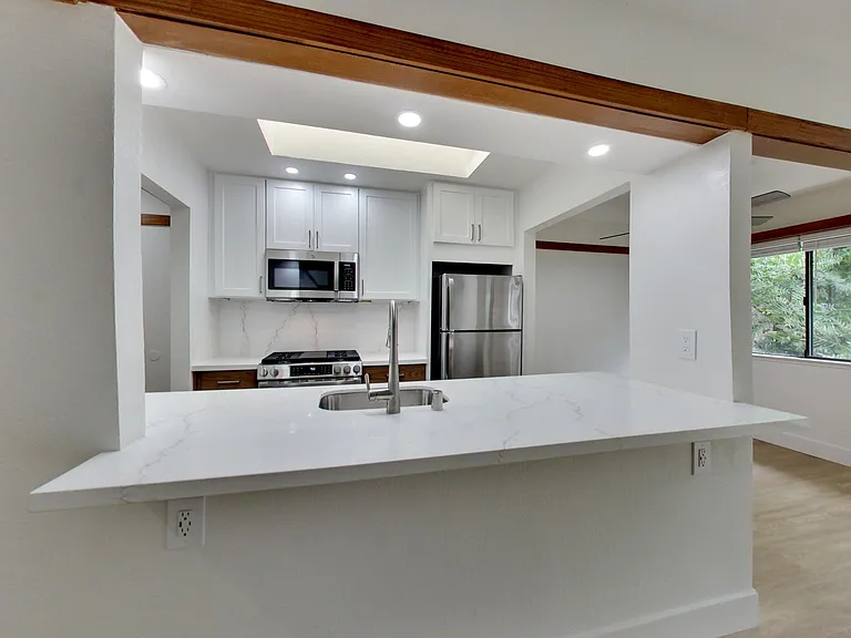 Riverwood Apartments — Photo 137