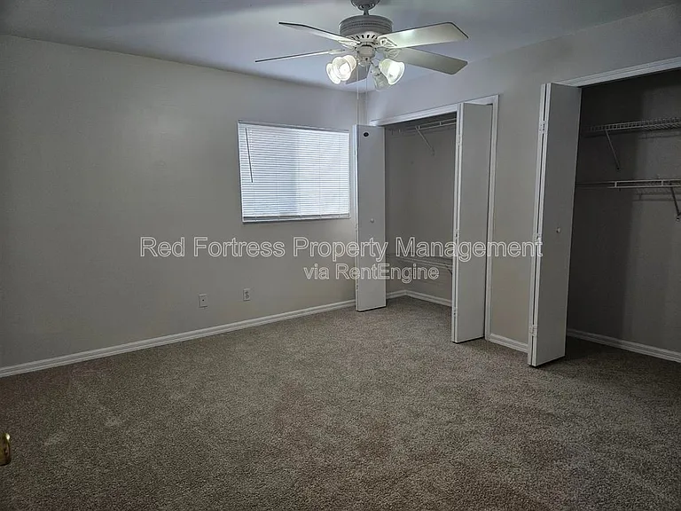 1814 SW 42nd St — Photo 6