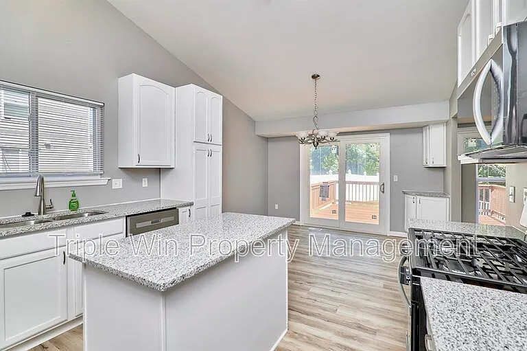 4927 Triple Tree Ct — Photo 15