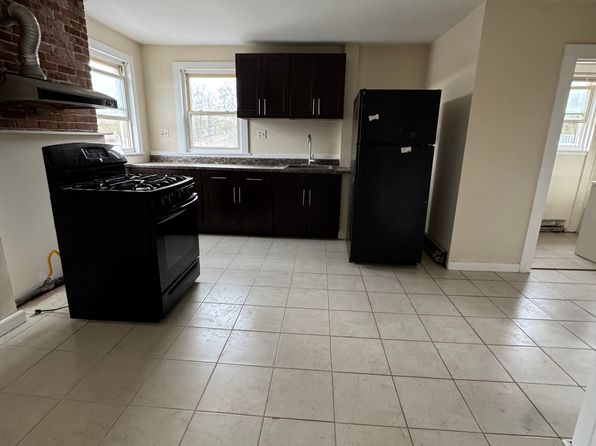 30 E Cliff St #3