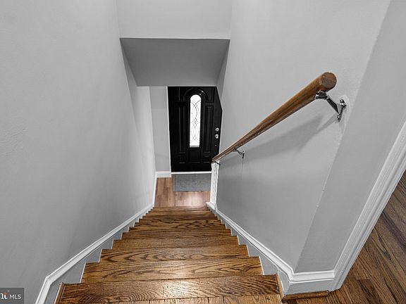 4th image of 5816 Fifer Dr