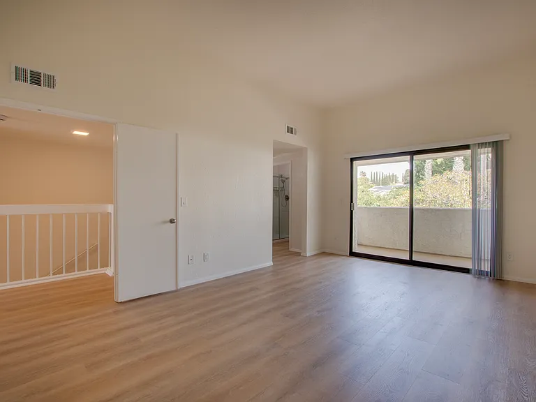 7413 Caminito Carlotta — Photo 11