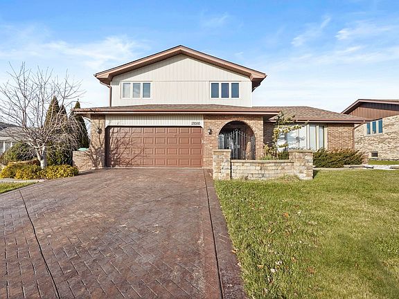 4th image of 13050 Meadowview Ln