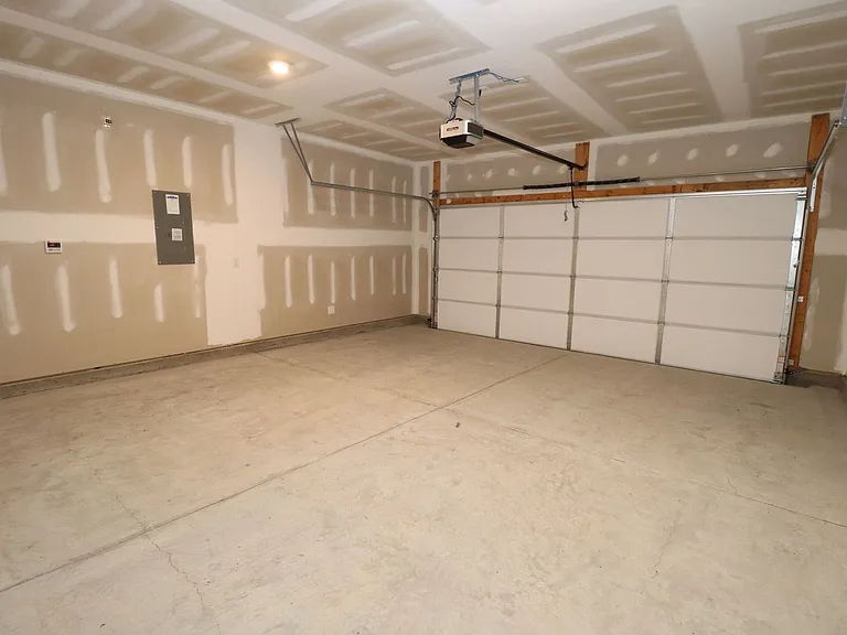925 N Sage Drop Rd — Photo 36