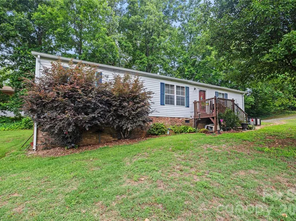 323 Carlyle Rd, Troutman, NC 28166