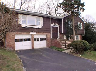 52 Tarryhill Rd, Tarrytown, NY 10591