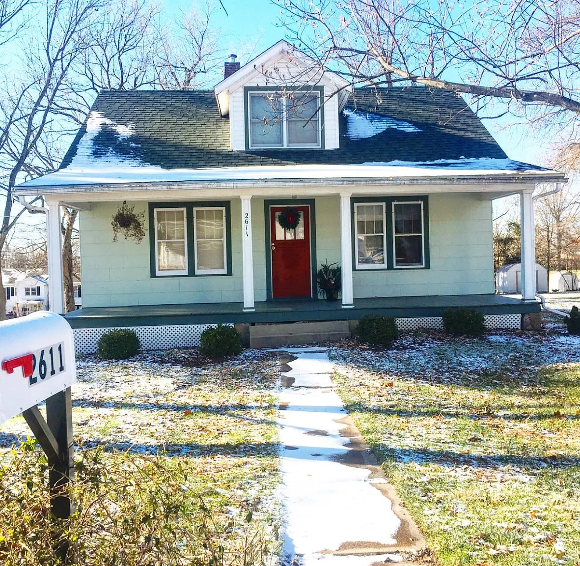 2611 Maple Ave photo 1