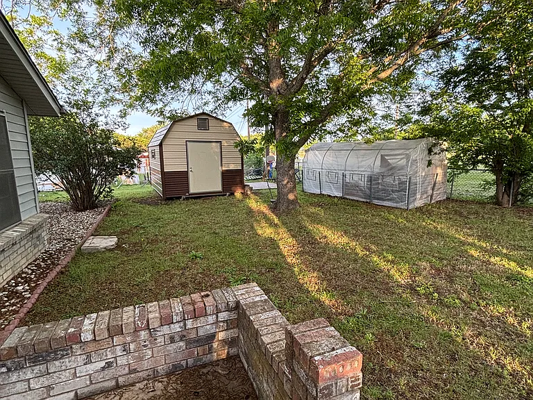 1802 Muir Dr — Photo 14