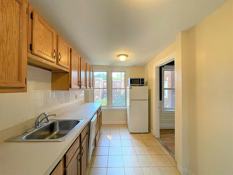 7 Craigie Cir #44 — Photo 7