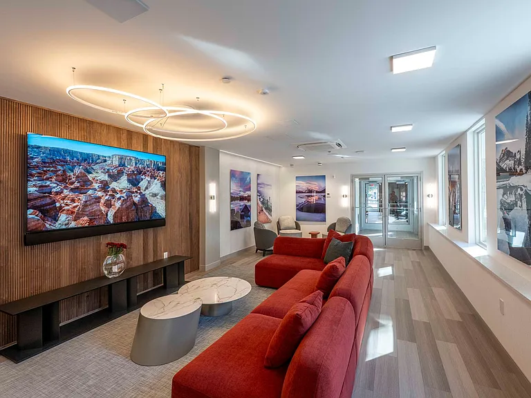Wilton Center Lofts — Photo 17
