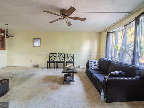 4th image of 217 W 65th Ave