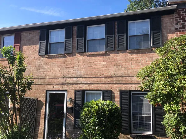4 Constitution Ave, Doylestown, PA 18901