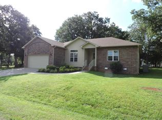 232 S Lakeshore Dr, Blue Eye, MO 65611