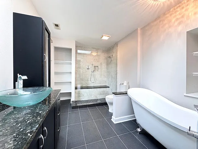 7S362 Marion Way — Photo 12
