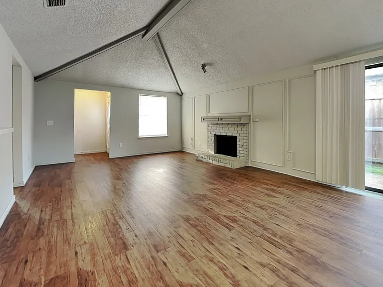 Spacious living room with hard