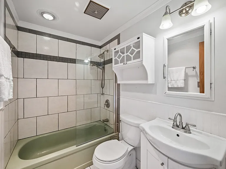 626 High St — Photo 19