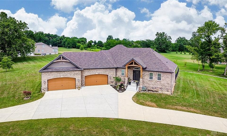 1st image of 7118 Sheffield Way