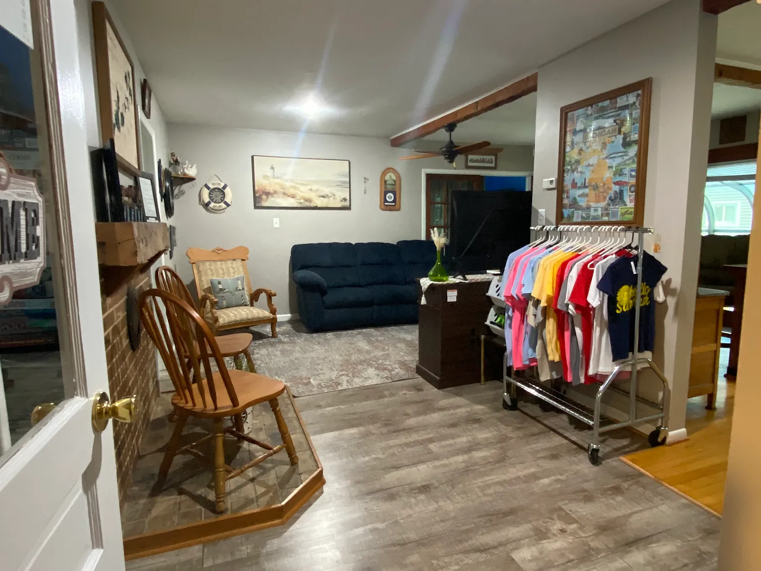 3 bed, 990 sqft, $2,000 — Photo 4