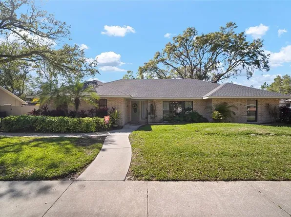 2604 Manor Oak Dr, Valrico, FL 33596