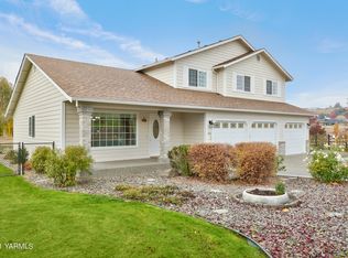 220 Kodiak Rd, Selah, WA 98942