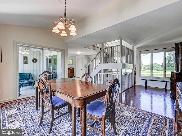 1552 Glencoe Rd — Photo 15