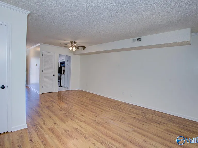 8151 Oldfield Rd SW #7 — Photo 5
