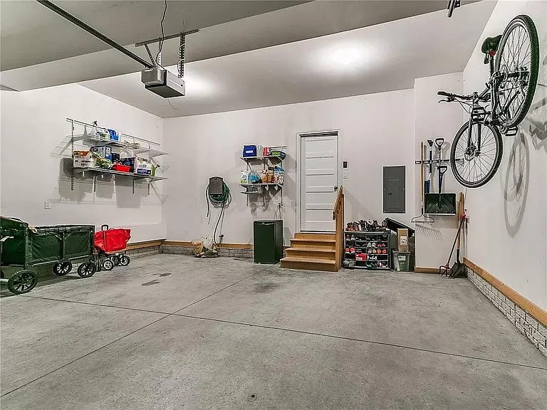 1411 SW Campus Ln — Photo 13
