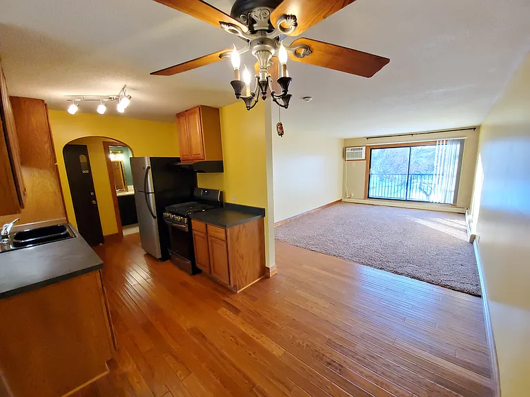 7320 York Ave S #202 — Photo 2
