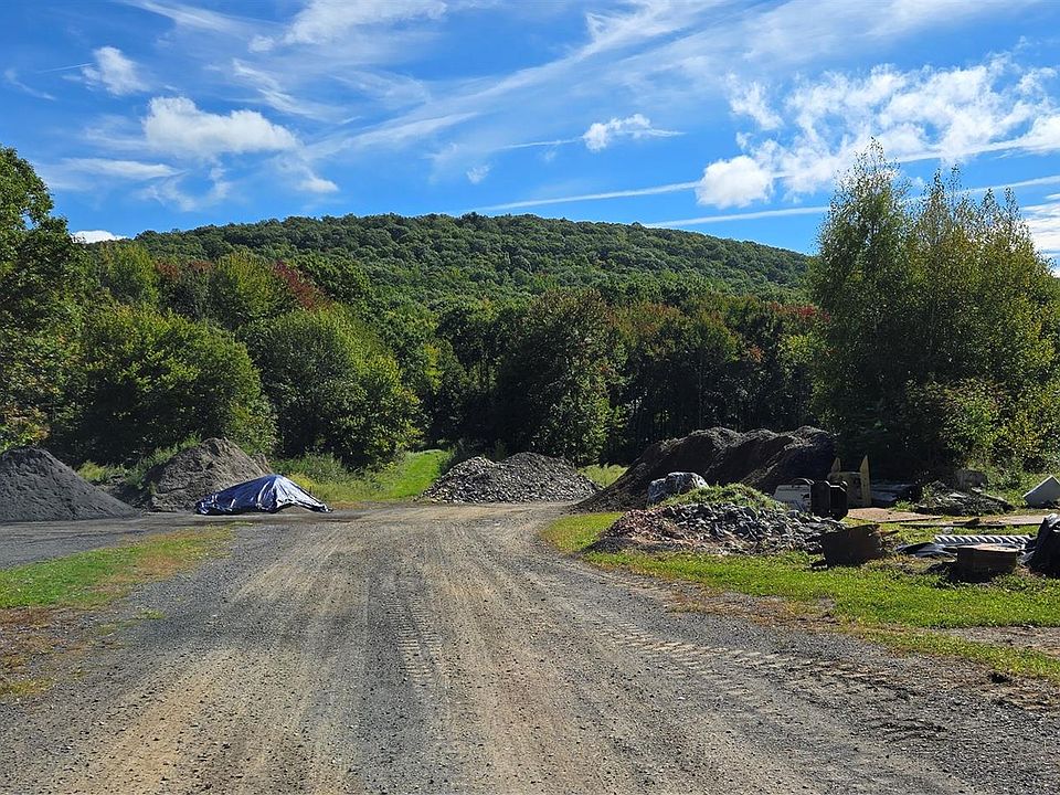 1st image of 178 Tuckers Corners Road