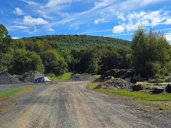 178 Tuckers Corners Road, Highland, NY 12528