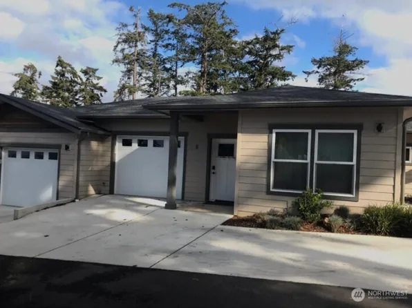 205 NE Third Street #B, Coupeville, WA 98239