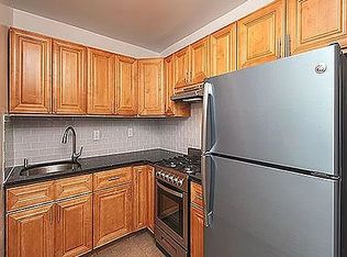 25-19 30th Ave #1C, Astoria, NY 11102
