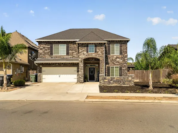 2211 N Divisadero Street, Visalia, CA 93291