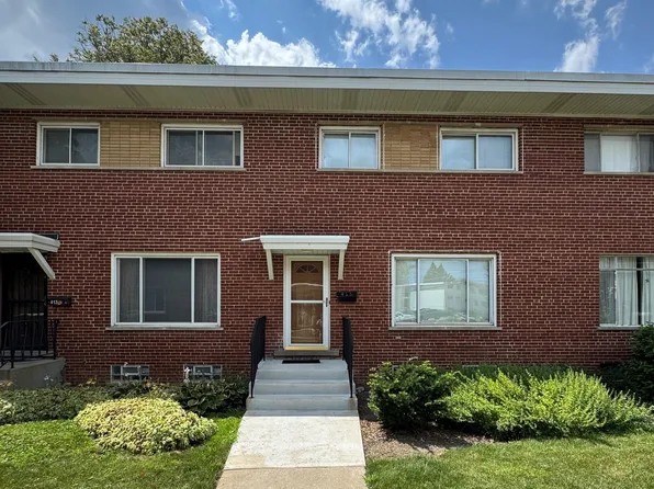 415 E Lincoln St, Mount Prospect, IL 60056