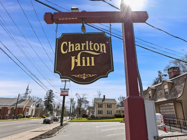 11 Charlton Hill Road #11, Hamden, CT 06518