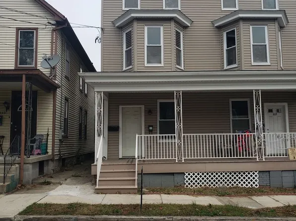 327-329 W. King Street, 327-329 W King St #1, Chambersburg, PA 17201