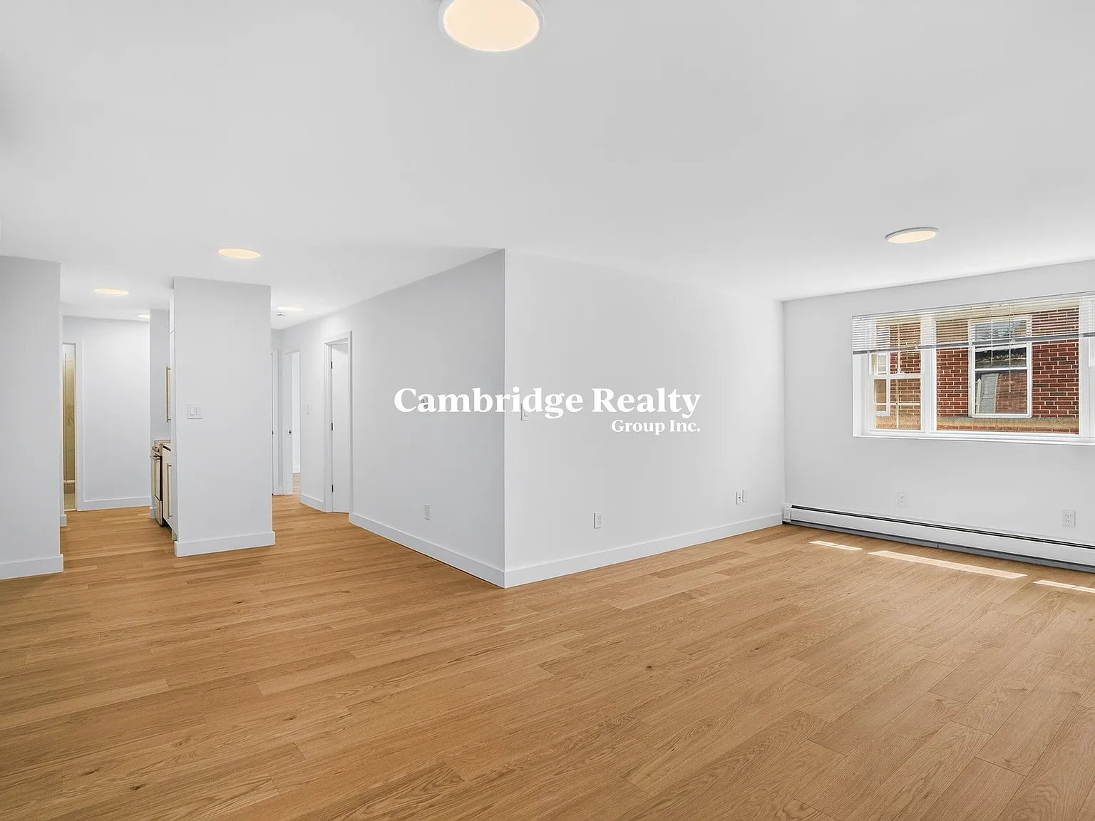 2 bed, 1.0 bath, 890 sqft, $3,200 — Photo 3