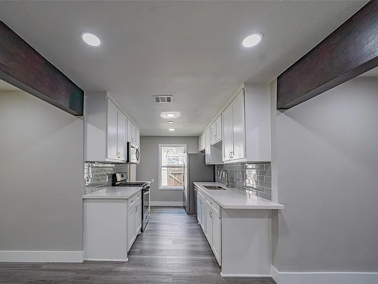 5718 Cherry St — Photo 19