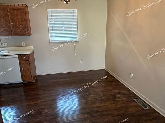 3rd image of 202 Saint Marys Ct