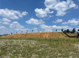 2095 Laurel Ridge Dr, Clairton, PA 15025