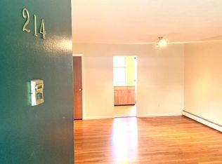 76 Pitman St #214, Providence, RI 02906