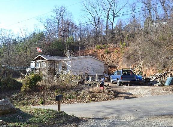 5th image of 56 Walnut Ln