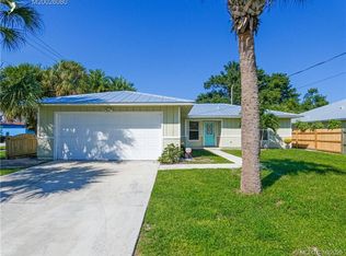 701 NE Stuart St, Jensen Beach, FL 34957