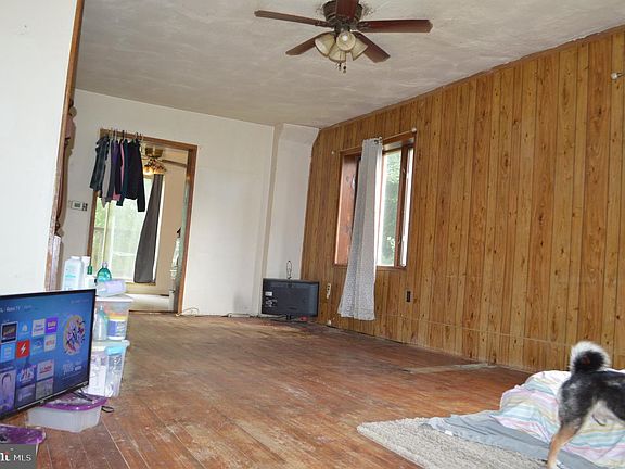 4th image of 118 W Edgevale Rd