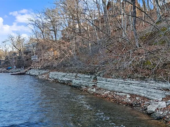 1507 S Lake Sherwood Dr, Marthasville, MO 63357